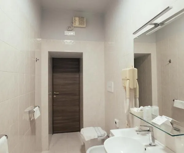 Отель Montegranelli 3*